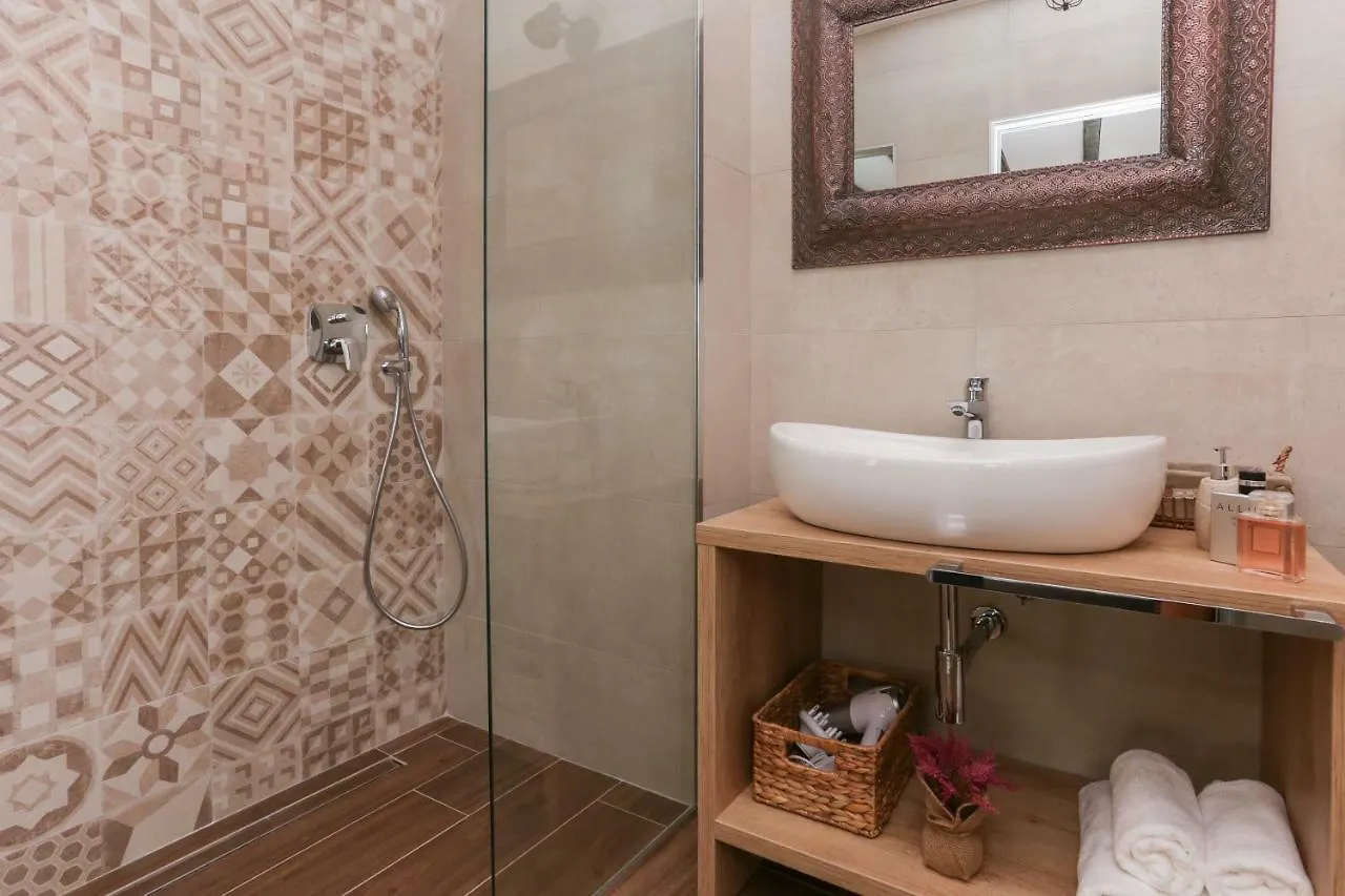 Gasthuis Luxury Rooms Dino Split Kroatië