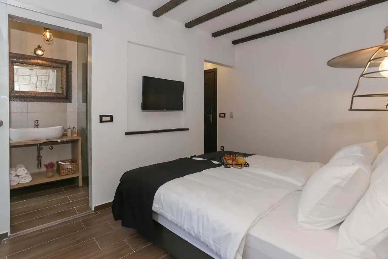 Gasthuis Luxury Rooms Dino Split Kroatië