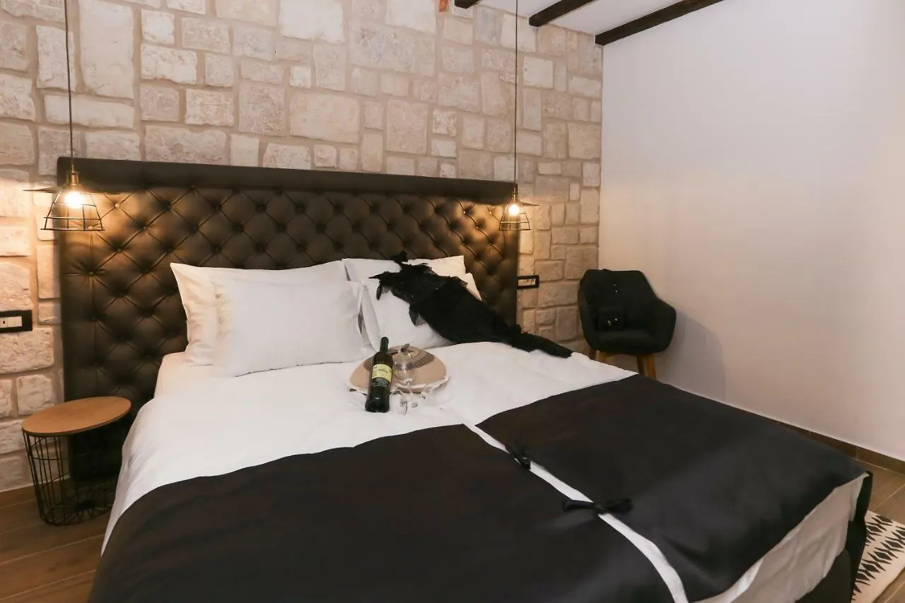 Luxury Rooms Dino Split